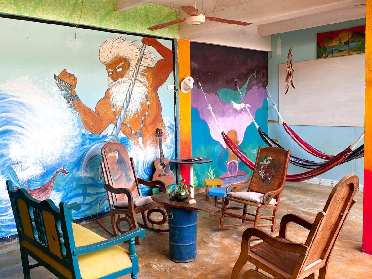 Hostel Villa Mary ตากังกา ภายนอก รูปภาพ