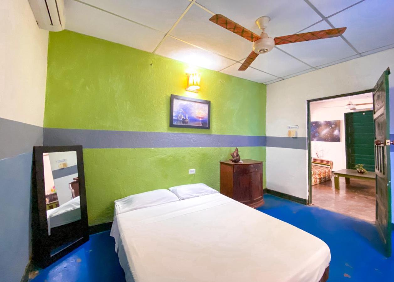 Hostel Villa Mary ตากังกา ภายนอก รูปภาพ