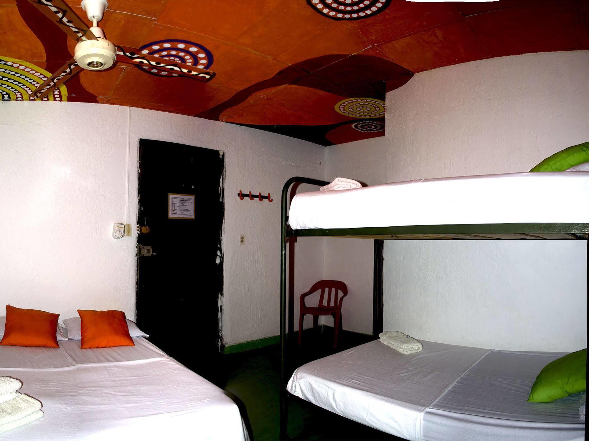 Hostel Villa Mary ตากังกา ภายนอก รูปภาพ
